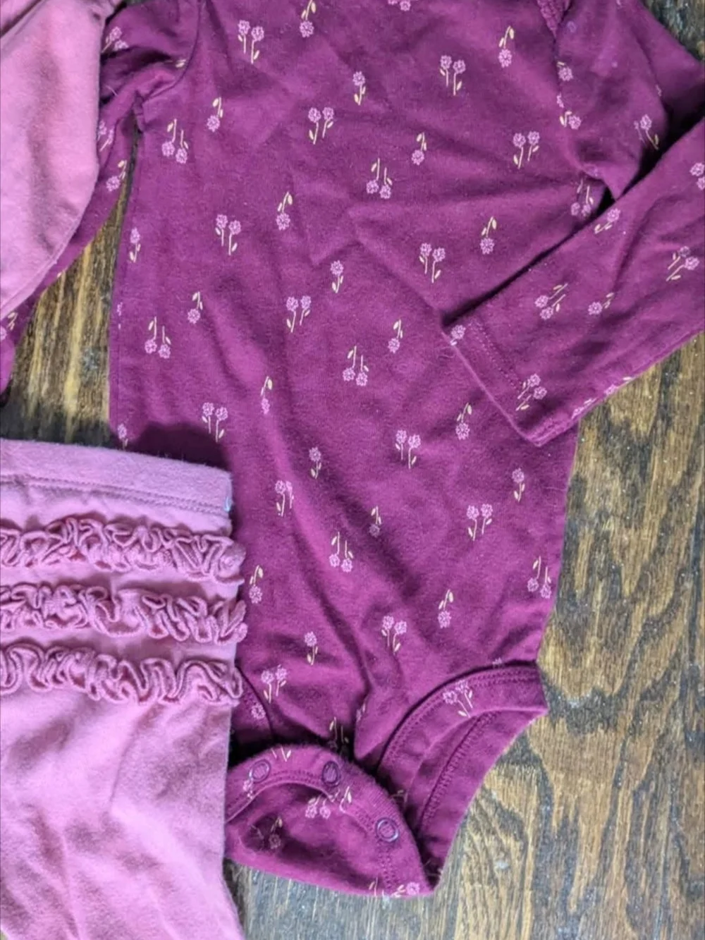 9 month Carter and baby B'gosh Fall clothes Lot